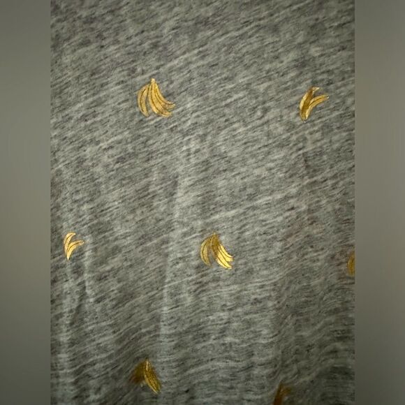J. Crew gray sleeveless T-shirt with gold foil banana design S NWOT - Picture 2 of 12